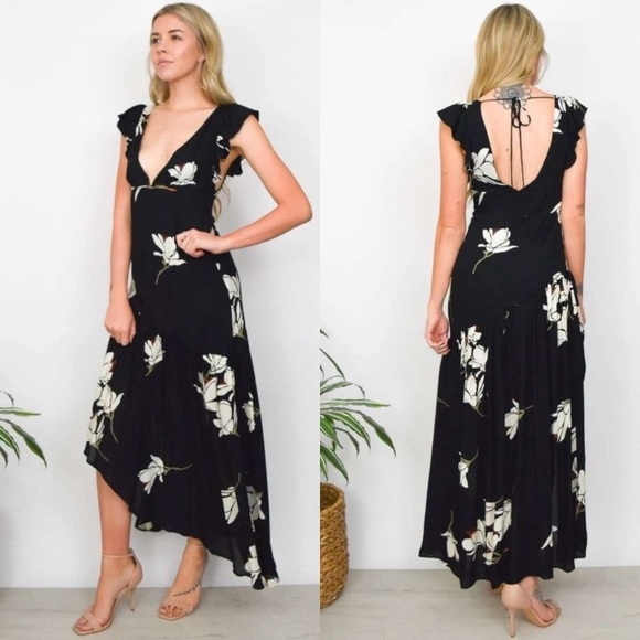 Free People Dresses & Skirts - FREE PEOPLE, She’s a Waterfall, Maxi Floral Dress